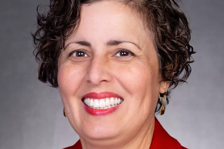 Luz Huntington-Moskos